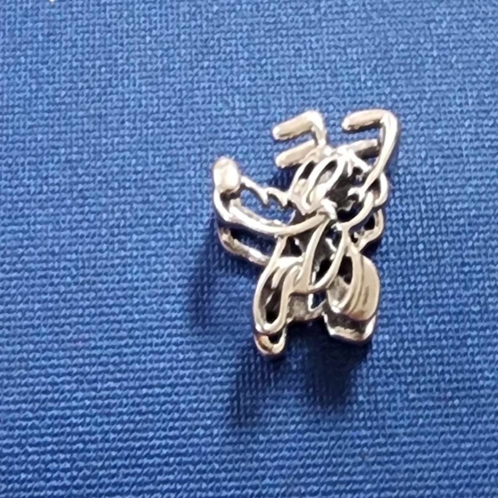 Pandora Disney Pluto Openwork Charm - Picture 2 of 9